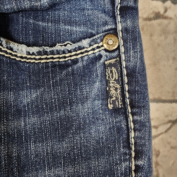 Silver Suki Jean Capris Factory Fade  5 Pocket 25.5" Inseam Blue Size 30W - Picture 9 of 16